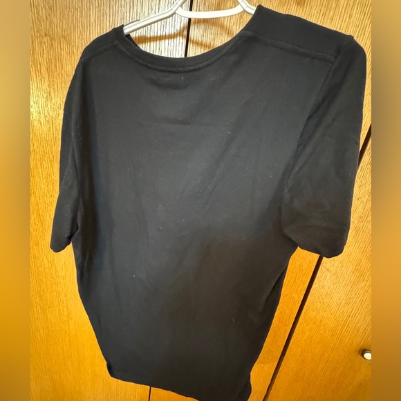 Old Navy graphic t-shirts - Picture 8 of 8